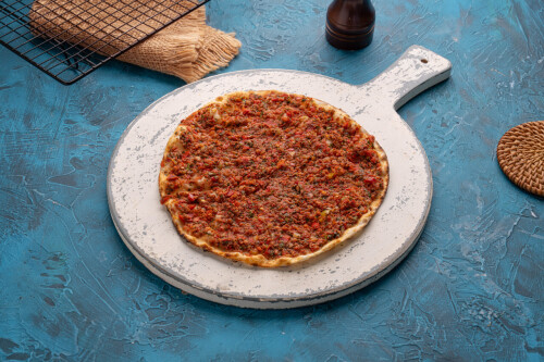 قرص لحم بعجين خضار (غنم)