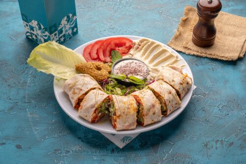 وجبة فلافل عربي محمرة